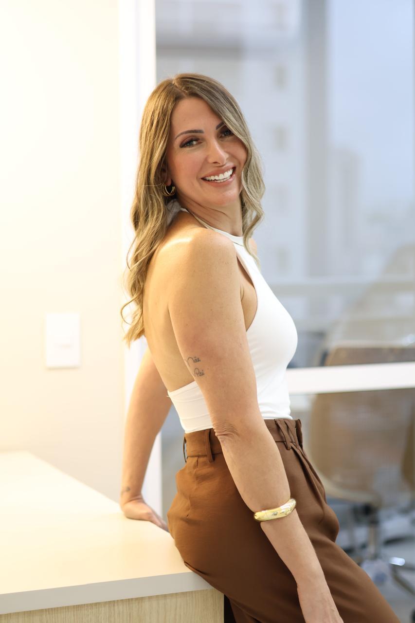 Dra. Débora Zamboni